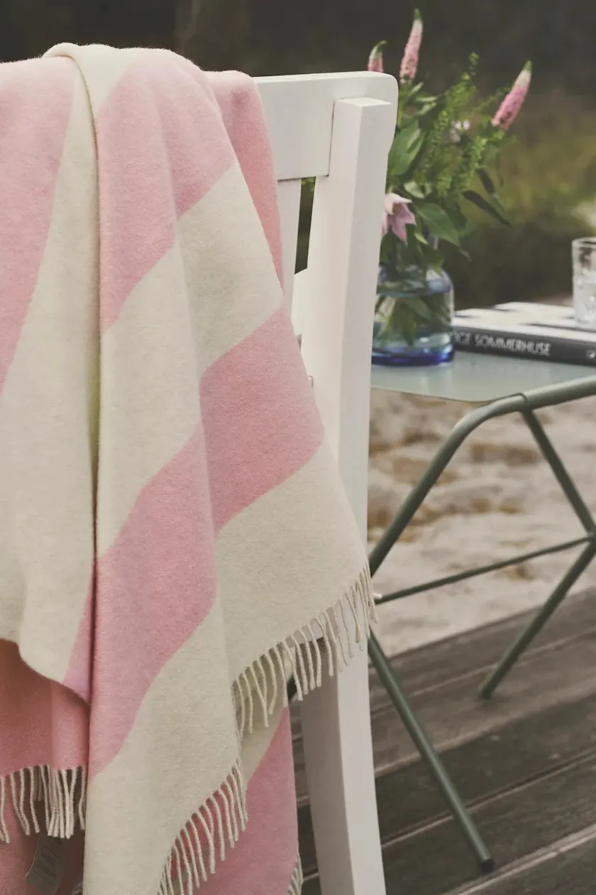 Silkeborg Uldspinderi The Sweater Plaid, blue fra> Puder Og Plaider