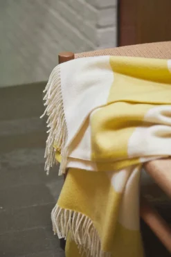 Silkeborg Uldspinderi The Sweater Plaid, yellow fra><noscript><img width=