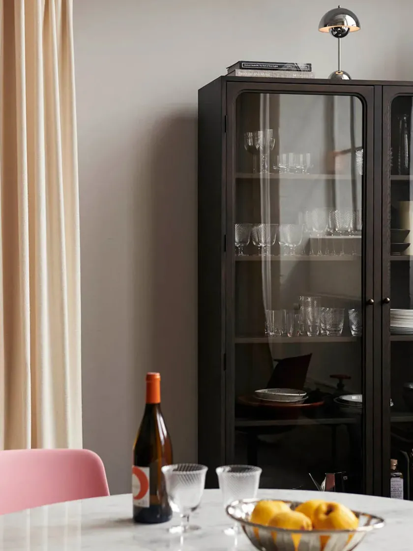 &Tradition Trace SC88 Double Cabinet fra> Vitrineskabe