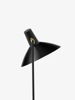 &Tradition Tripod HM8 Gulvlampe af Hvidt & Mølgaard><noscript><img width=