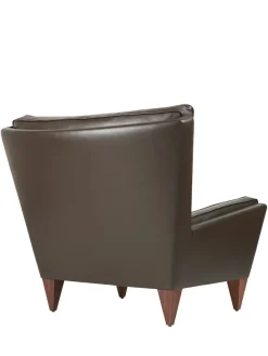 GUBI V11 Lounge Chair, smooth leather coffee fra><noscript><img width=