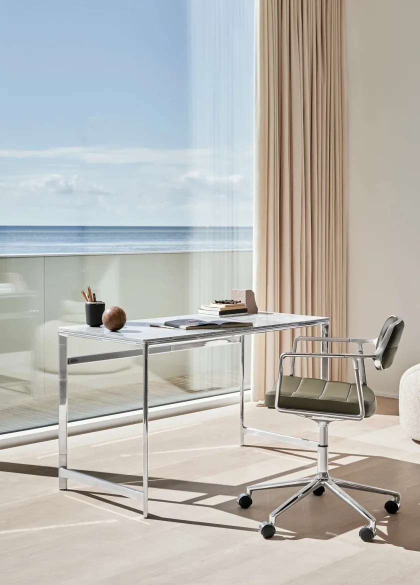Vipp 430 Studio Desk, Jura Grau Blau> Skriveborde