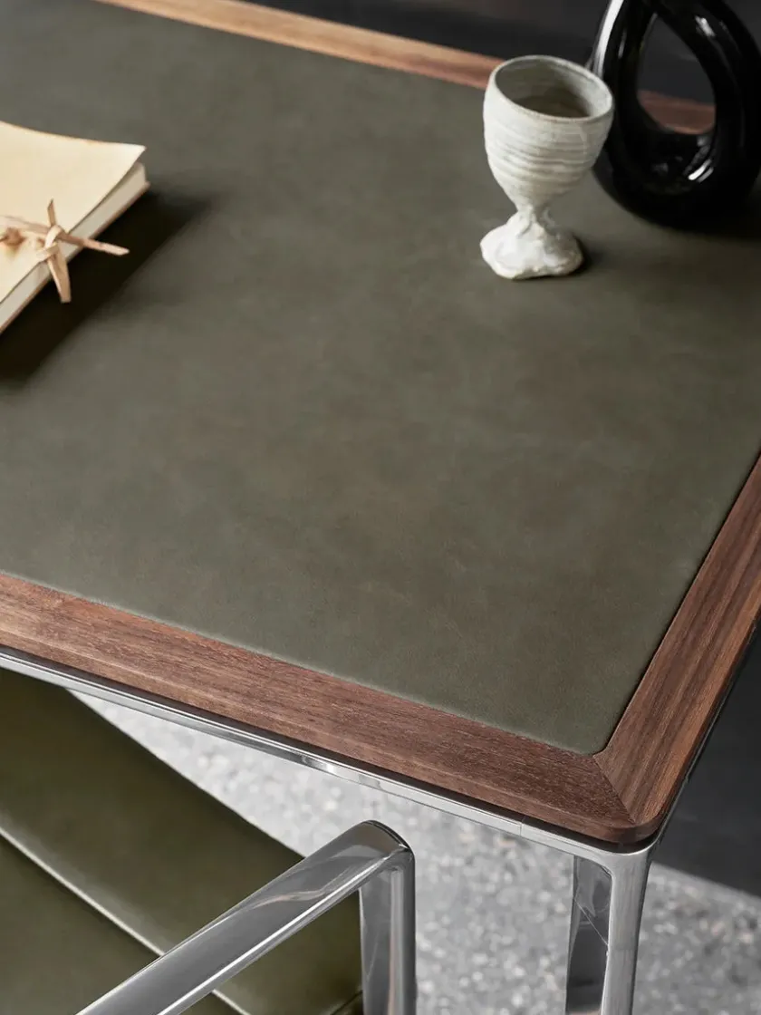 Vipp 430 Studio Desk, Jura Grau Blau> Skriveborde