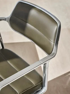 Vipp 453 Swivel+ Chair, bosco grøn læder fra><noscript><img width=