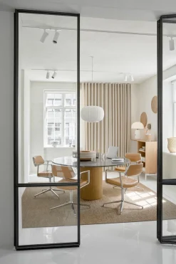 Vipp 453 Swivel Chair fra><noscript><img width=