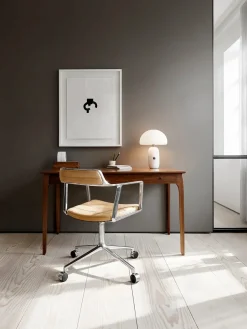 Vipp 452 Swivel Chair m/hjul, dark sand fra><noscript><img width=