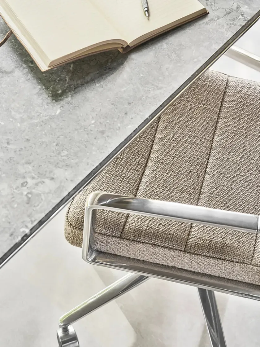 Vipp 453 Swivel+ Chair m/sort stel & hjul, sort læder fra> Kontorstole