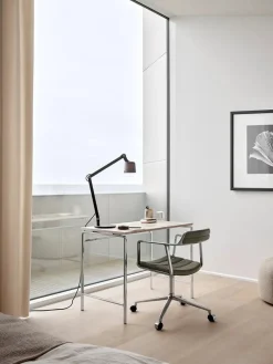 Vipp 452 Swivel Chair m/sort stel & hjul, sort læder fra><noscript><img width=