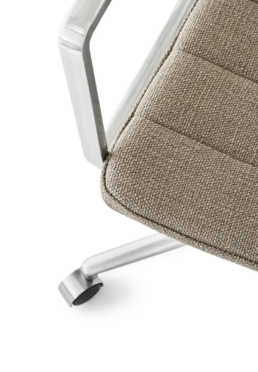 Vipp 452 Swivel Chair m/sort stel & hjul, sort læder fra> Kontorstole