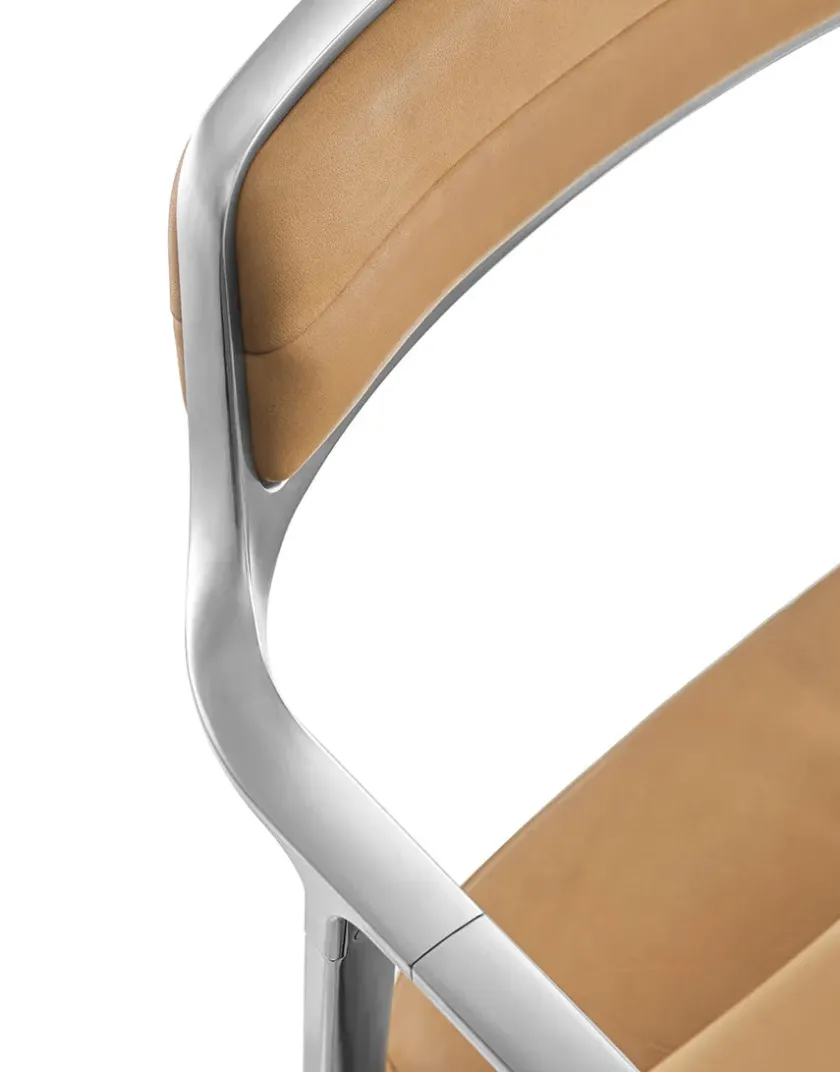 Vipp 452 Swivel Chair m/sort stel & hjul, sort læder fra> Kontorstole