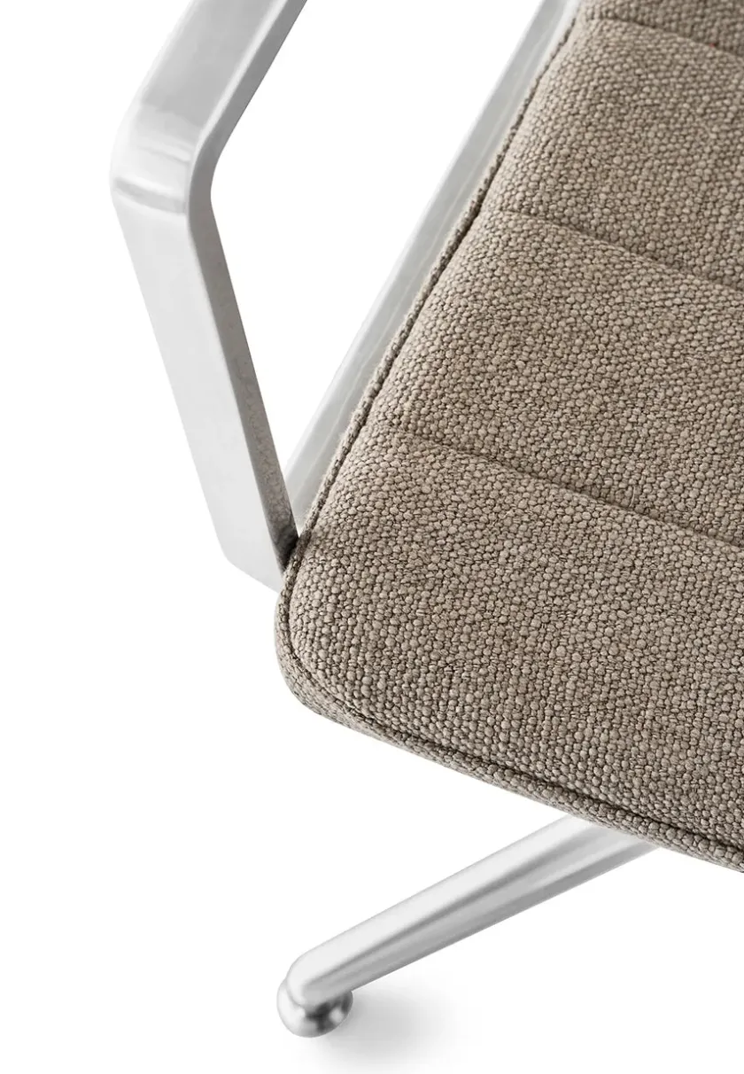 Vipp 452 Swivel Chair m/sort stel, sort læder fra> Spisebordsstole