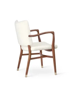 Carl Hansen & Søn VLA61 Monarch Chair af Vilhelm Lauritzen><noscript><img width=