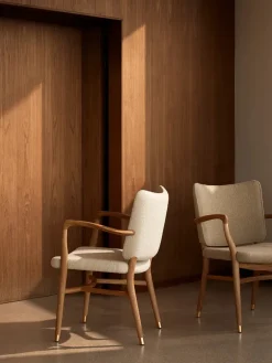 Carl Hansen & Søn VLA61 Monarch Chair af Vilhelm Lauritzen><noscript><img width=