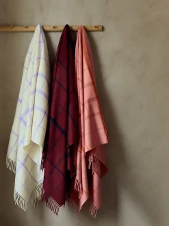 Silkeborg Uldspinderi Warp & Weft Plaid, coral/amber fra><noscript><img width=