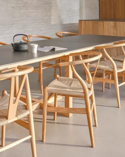 Carl Hansen & Søn Y-stol CH24, Bøg olie af Hans J. Wegner><noscript><img width=