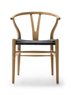 Carl Hansen & Søn Y-stol CH24, eg olie med sort flet af Hans J. Wegner> Spisebordsstole