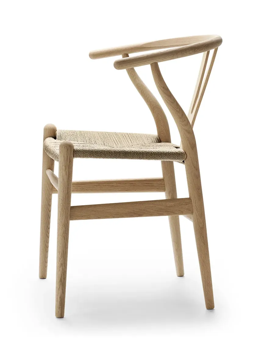 Carl Hansen & Søn Y-stol CH24, Eg røget olie af Hans J. Wegner> Spisebordsstole