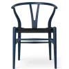 Carl Hansen & Søn Y-stol CH24 Soft Blue med sort flet af Hans J. Wegner> Spisebordsstole