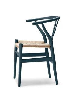 Carl Hansen & Søn Y-stol CH24 Soft Olive Green af Hans J. Wegner><noscript><img width=