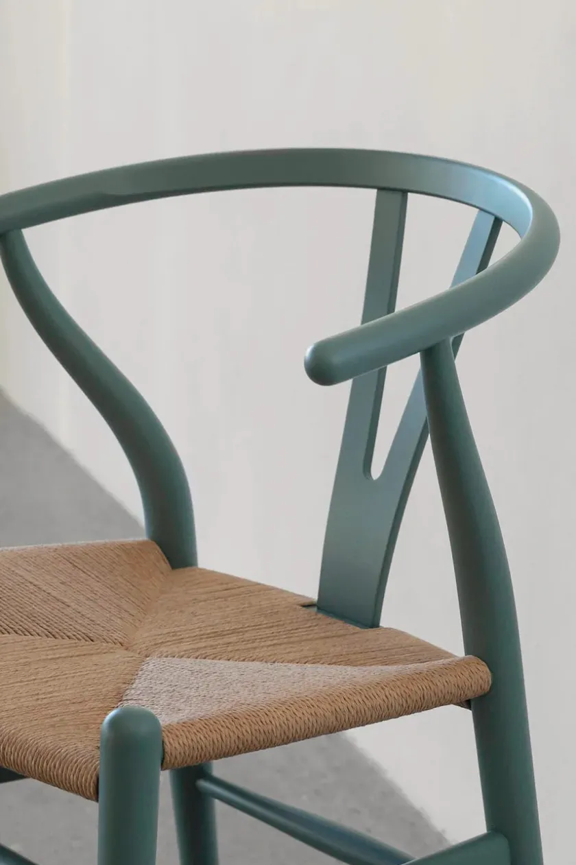Carl Hansen & Søn Y-stol CH24 Soft Olive Green af Hans J. Wegner> Spisebordsstole