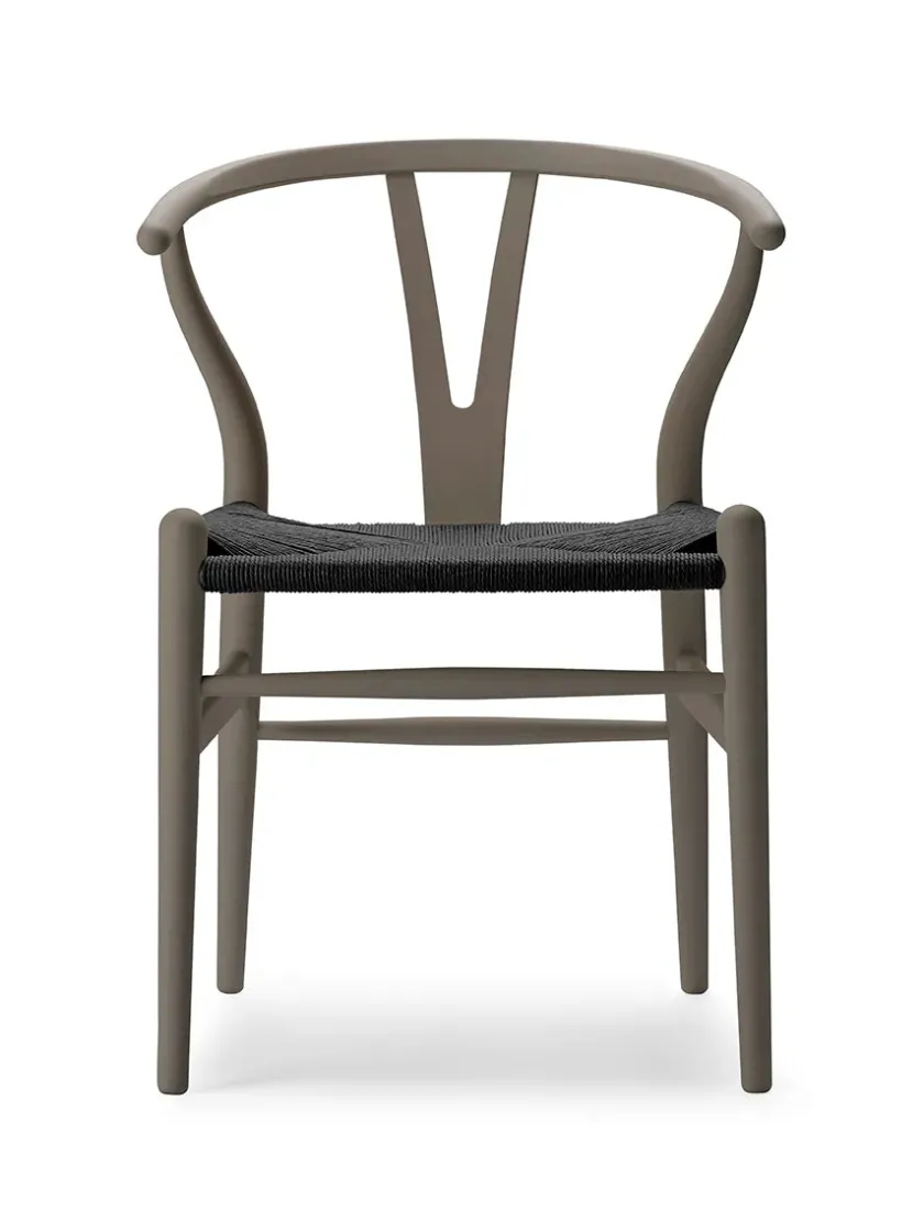 Carl Hansen & Søn Y-stol CH24 Soft Orange Red med sort flet af Hans J. Wegner> Spisebordsstole