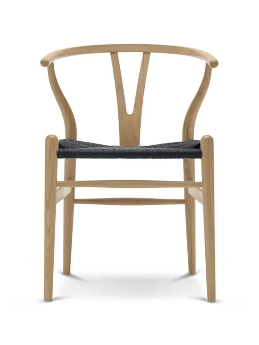 Carl Hansen & Søn Y-stol CH24, sort eg med sort flet af Hans J. Wegner> Spisebordsstole