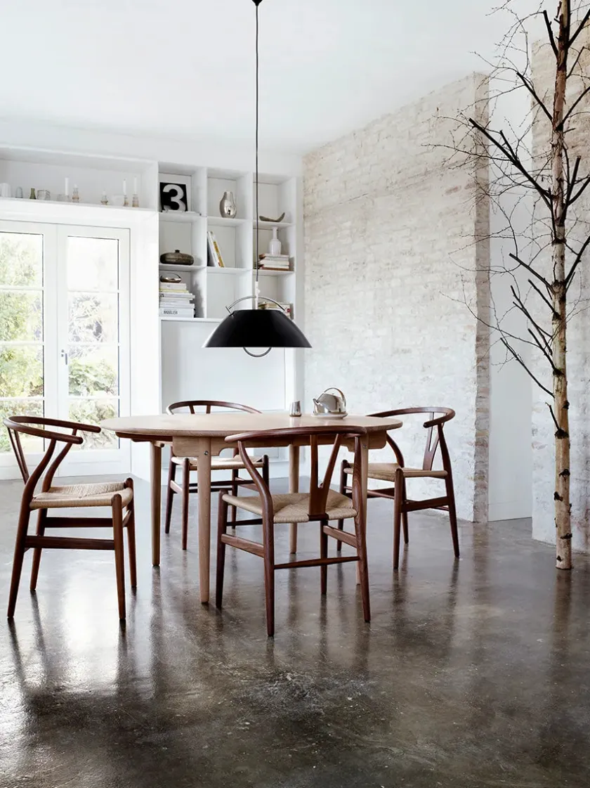 Carl Hansen & Søn Y-stol CH24, Valnød lak af Hans J. Wegner> Spisebordsstole