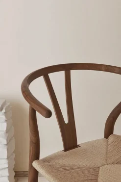 Carl Hansen & Søn Y-stol CH24, Valnød olie af Hans J. Wegner> Spisebordsstole