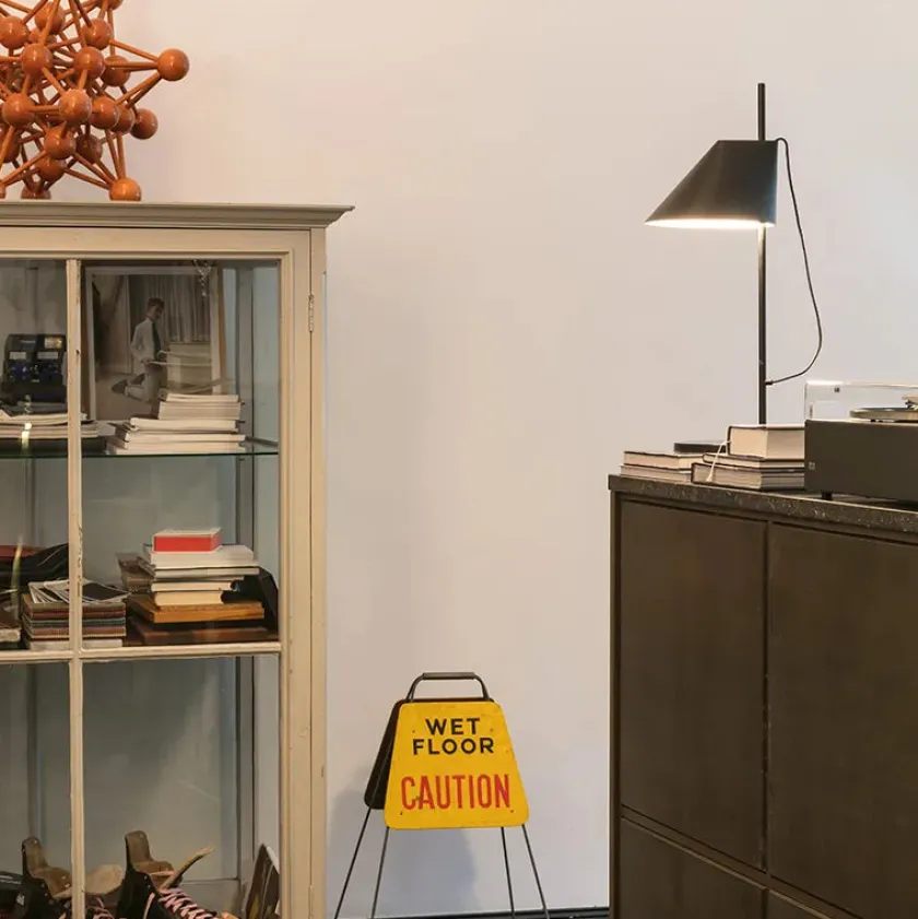 Louis Poulsen Yuh bordlampe fra> Spots